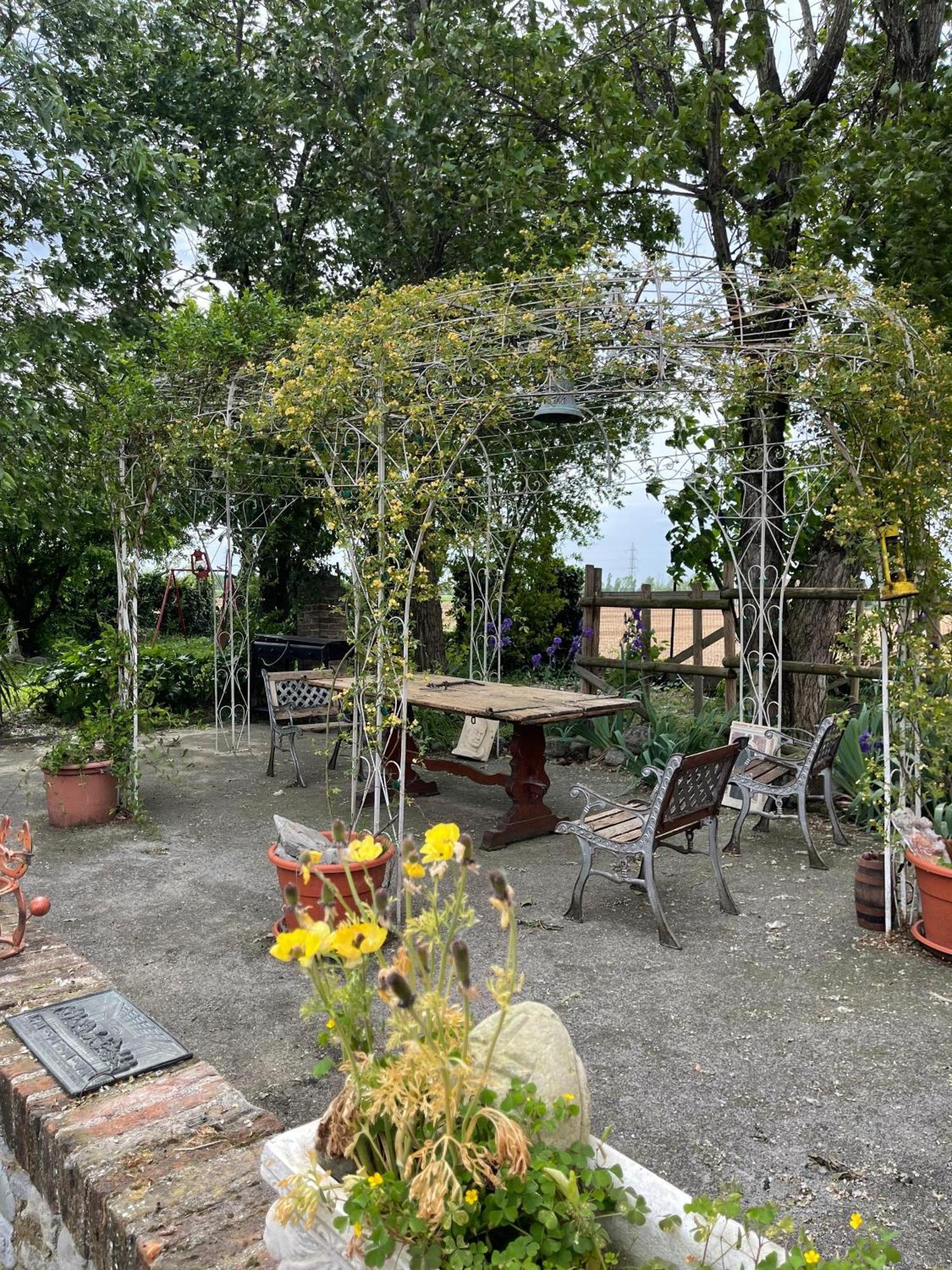 B&B La Cascina Di Alice Castiglione Delle Stiviere Extérieur photo